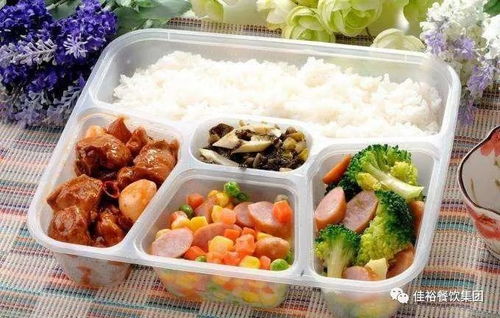 頂風行動，保障民生 共同抗擊疫情中的團餐配送力量